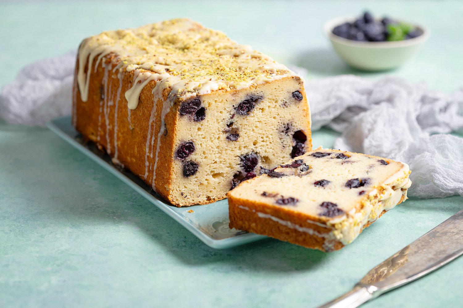 Low Carb Heidelbeer-Joghurtkuchen aus der Kastenform