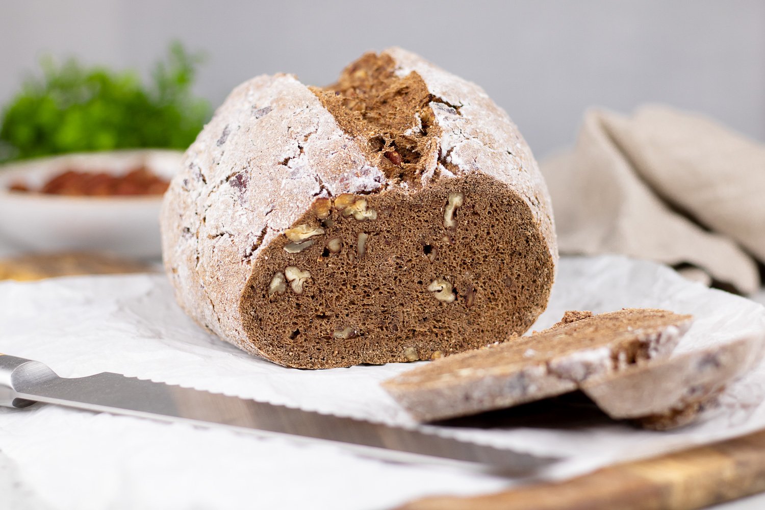 Kerniges Pekannussbrot mit wenig Kohlenhydraten