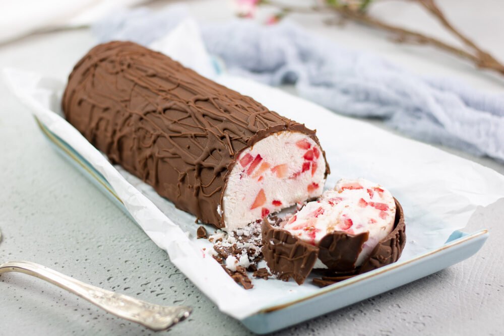 Low Carb XXL Yogurette Eis mit knackiger Schokolade