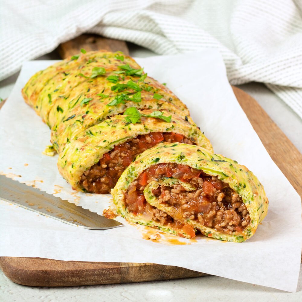 Low Carb Zucchini-Bollo-Rolle – Deftige Rolle mit Bolognese