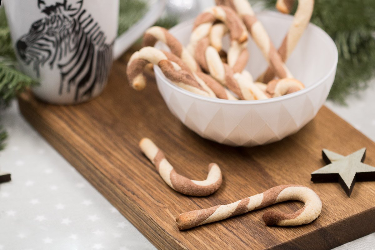 Low Carb Zuckerstangen-Kekse – Die etwas anderen Weihnachtsplätzchen